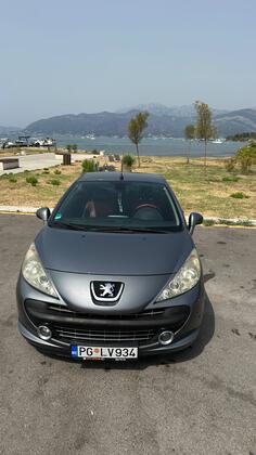 Peugeot - 207 - 1.6 HDI