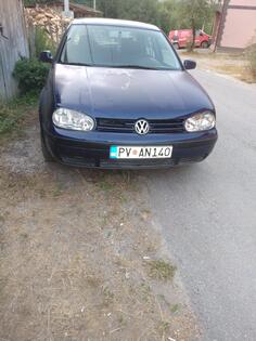 Volkswagen - Golf 4