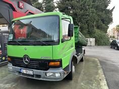 Mercedes Benz - 815