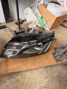 Oba fara za Audi - Q5    - 2012