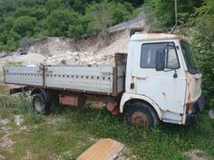 Zastava - 640