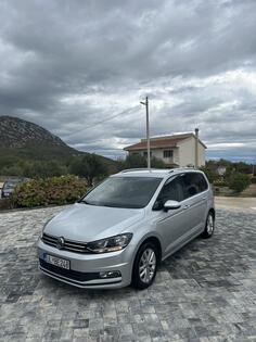 Volkswagen - Touran