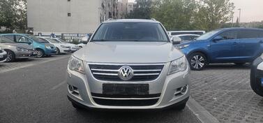 Volkswagen - Tiguan - 2.0 tdi 4-motion