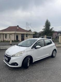 Peugeot - 208 - 1.6 HDI blue