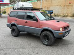 Nissan - Terrano II - 2.7