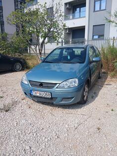 Opel - Corsa - 1.0