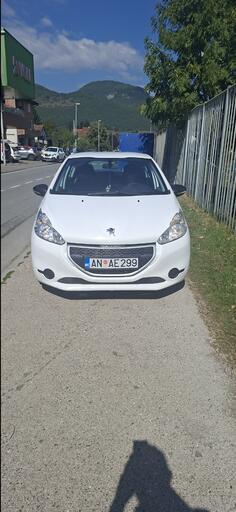 Peugeot - 208 - 1.4