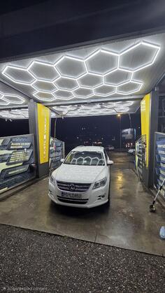 Volkswagen - Tiguan - 2.0 TDI