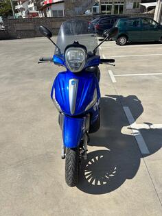 Piaggio - Beverly 300s