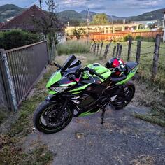 Kawasaki - NINJA 650