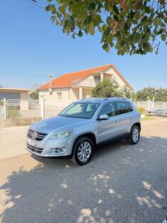 Volkswagen - Tiguan - 2.0 TDI 4 MOTION AUTOMATIK