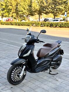 Piaggio - Beverly