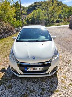 Peugeot - 208 - 1.6 HDI