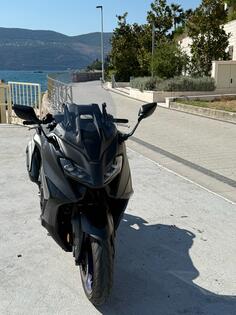Yamaha - T Max 560
