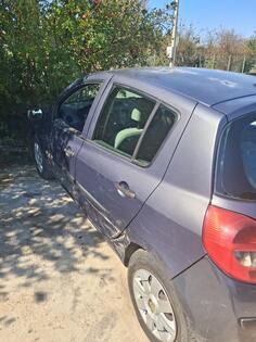 Renault - Clio - 1,5 dci