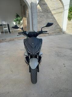 Kymco - Super 8R