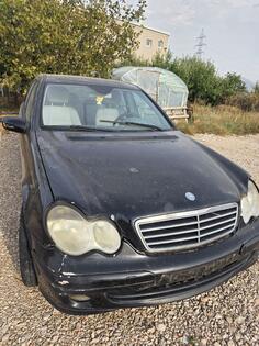 Mercedes Benz - C 220 cdi in parts