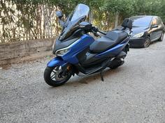 Honda - forza 350