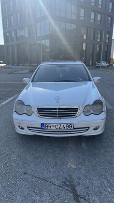 Mercedes Benz - C 200 - 2.2 CDI
