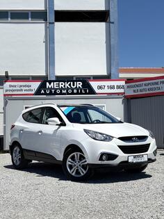 Hyundai - iX35 - 2.0 CRDI 4x4