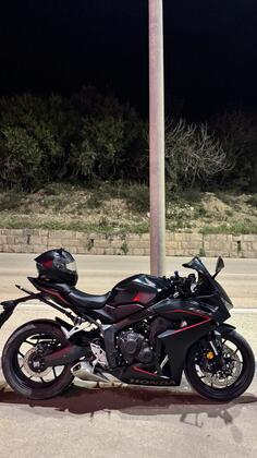 Honda - Honda 650CBR