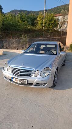 Mercedes Benz - E 220 - 220