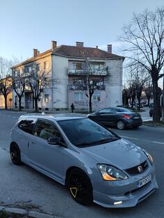 Honda - Civic - 1.4