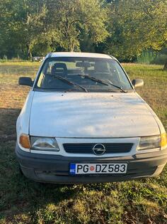 Opel - Astra - 1.4