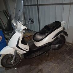 Piaggio - Beverly
