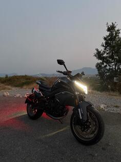 CFMoto - Moto 800 NK
