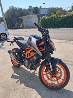 KTM - 390