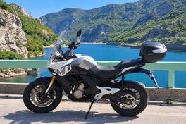 CFMoto - Mt 650