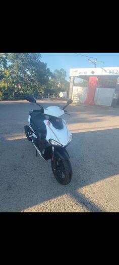 NAS - mustang 125cc