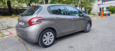 Peugeot - 208 - 1.4 HDI