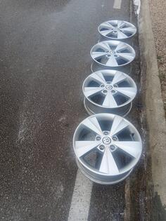 Fabričke rims and goodyear tires