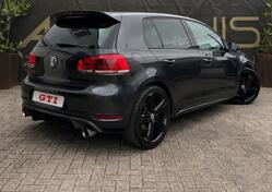 Volkswagen - Golf GTI - 2.0 GTI