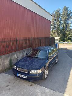 Volvo - V40 - 1.9
