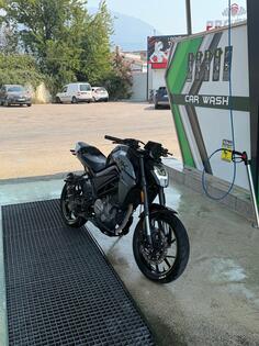 CFMoto - NK 300