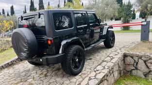 Jeep - Wrangler - Sahara na USA tablice