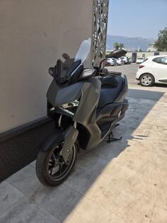 Yamaha - xmax 300