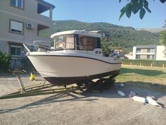 Quicksilver - Pilot house 555
