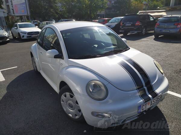 Volkswagen - New Beetle - 1.6 b 8v