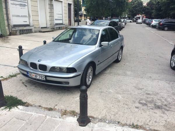 BMW - 520 - 520 i