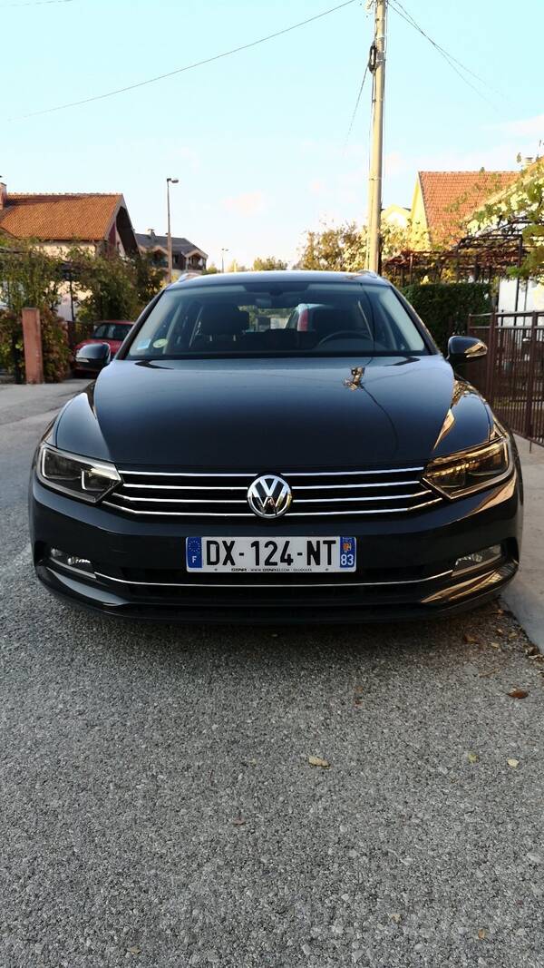 Volkswagen - Passat - 1.6 TDI Comfortline 11.2015