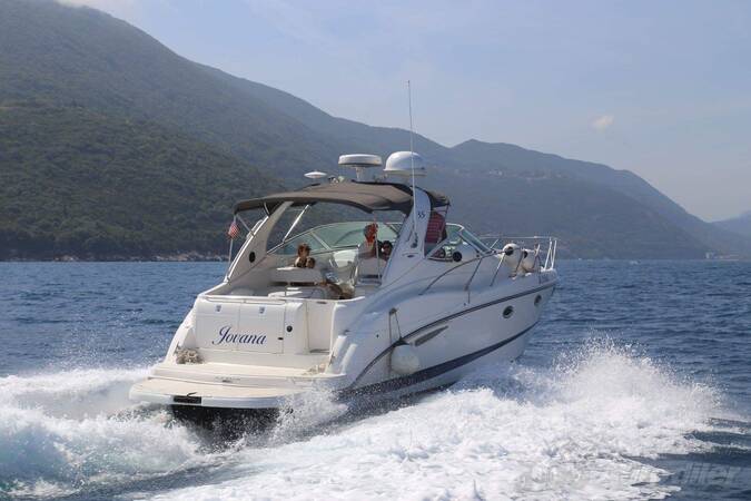 Maxum - Sport/Yacht