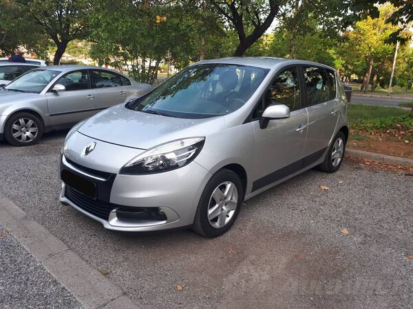 Renault - Scenic - 1.5 dci