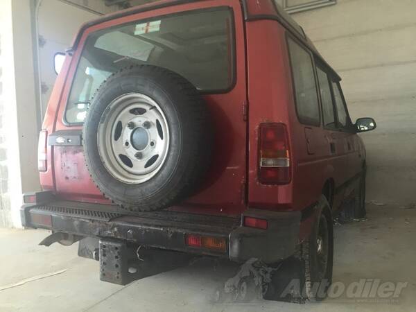 Land Rover - Discovery 2.5 TDI in parts