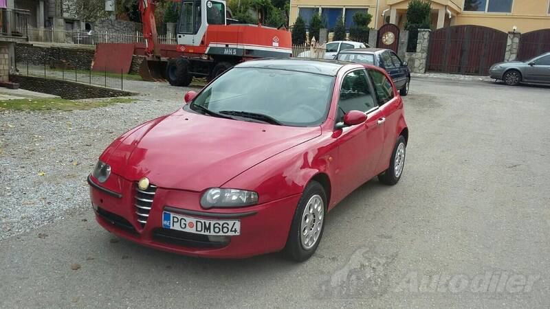 Alfa Romeo - 147 - 1.6
