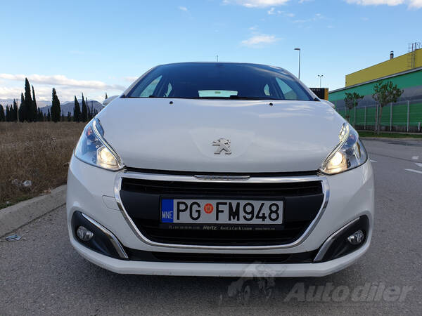 Peugeot - 208 - 1.6HDi Active