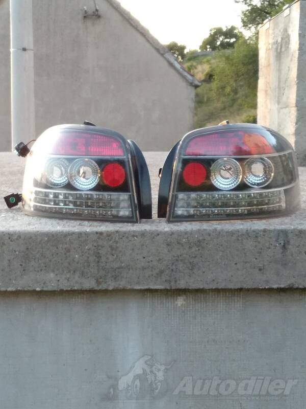 Oba stop svjetla za Audi A3,A3 - 2004, 2010